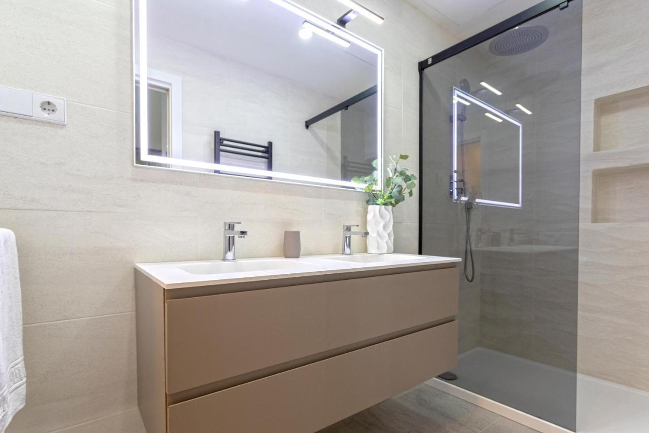 Genteel Home Castilla Terrace Sevilla Bagian luar foto