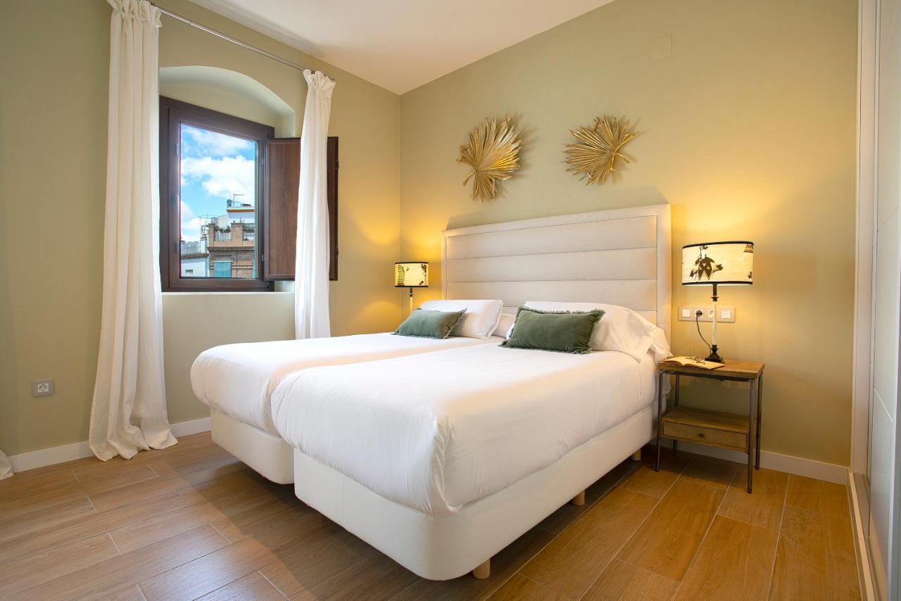 Genteel Home Castilla Terrace Sevilla Bagian luar foto