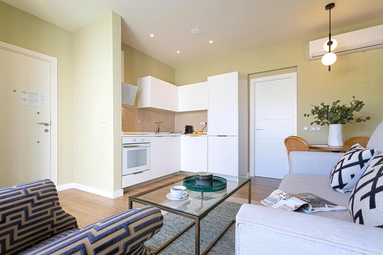 Genteel Home Castilla Terrace Sevilla Bagian luar foto