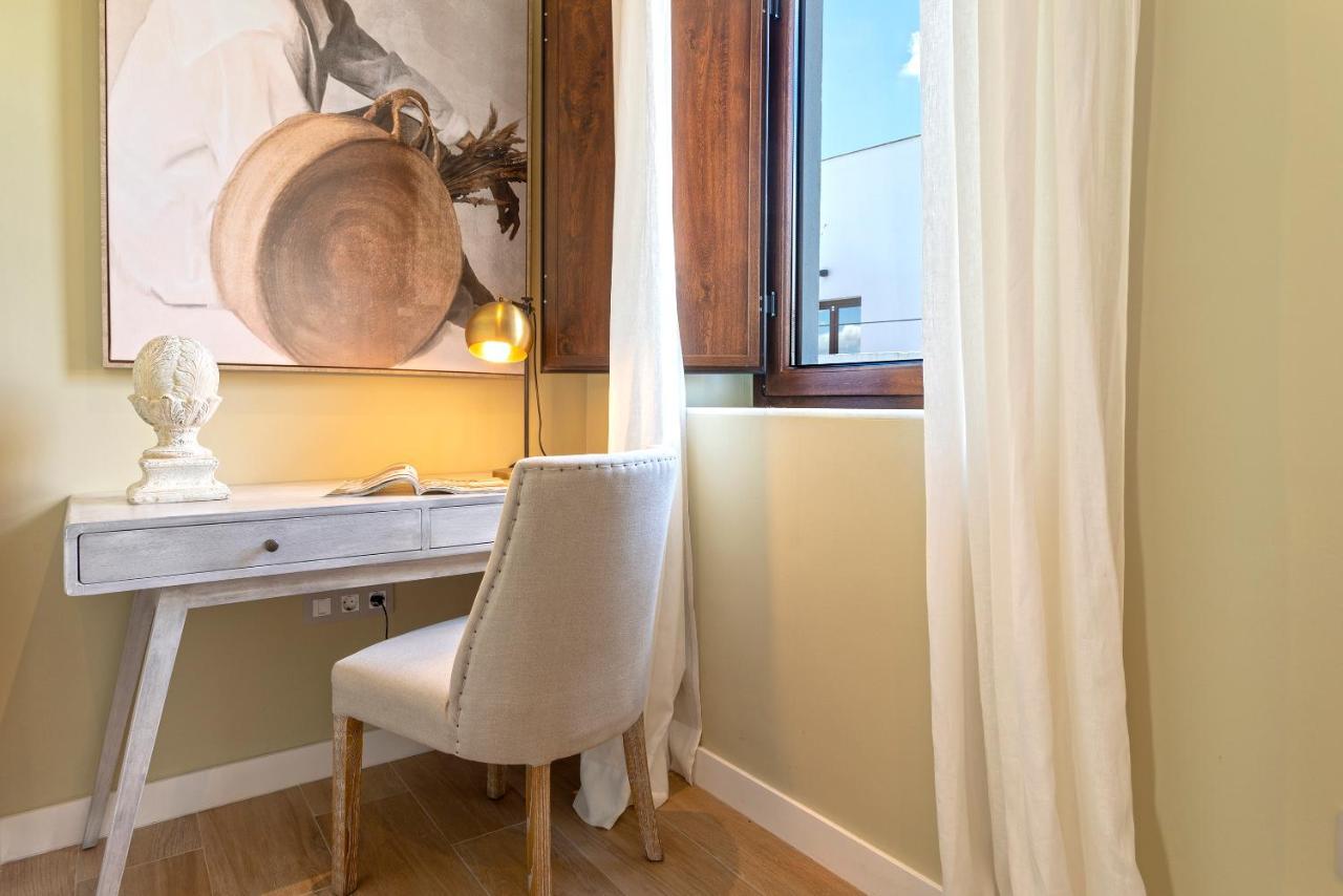 Genteel Home Castilla Terrace Sevilla Bagian luar foto
