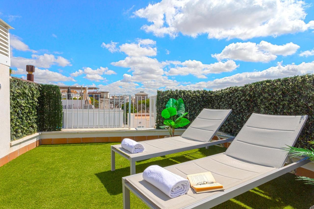 Genteel Home Castilla Terrace Sevilla Bagian luar foto